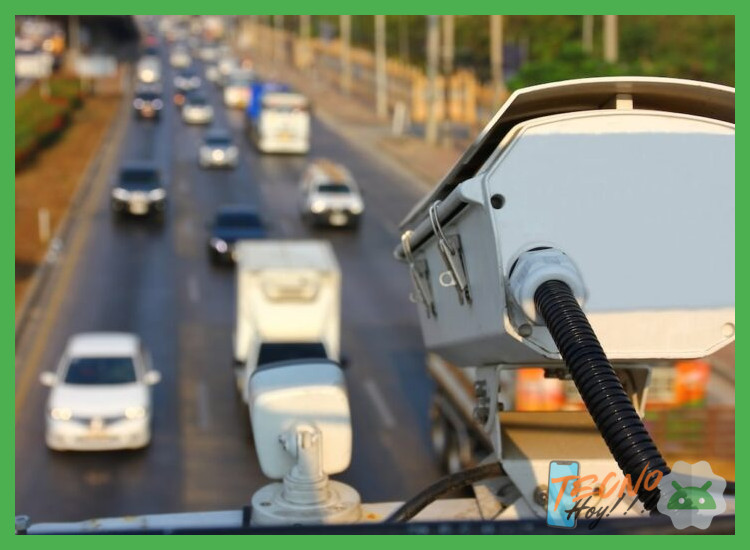 ¿Cómo funcionan las aplicaciones para evitar multas de tráfico?