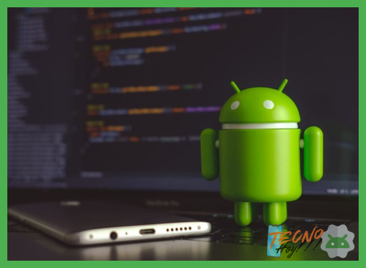 ¿Cómo puede un usuario auditar y monitorizar, tanto en iOS como en Android, las aplicaciones que han tenido acceso al micrófono recientemente?